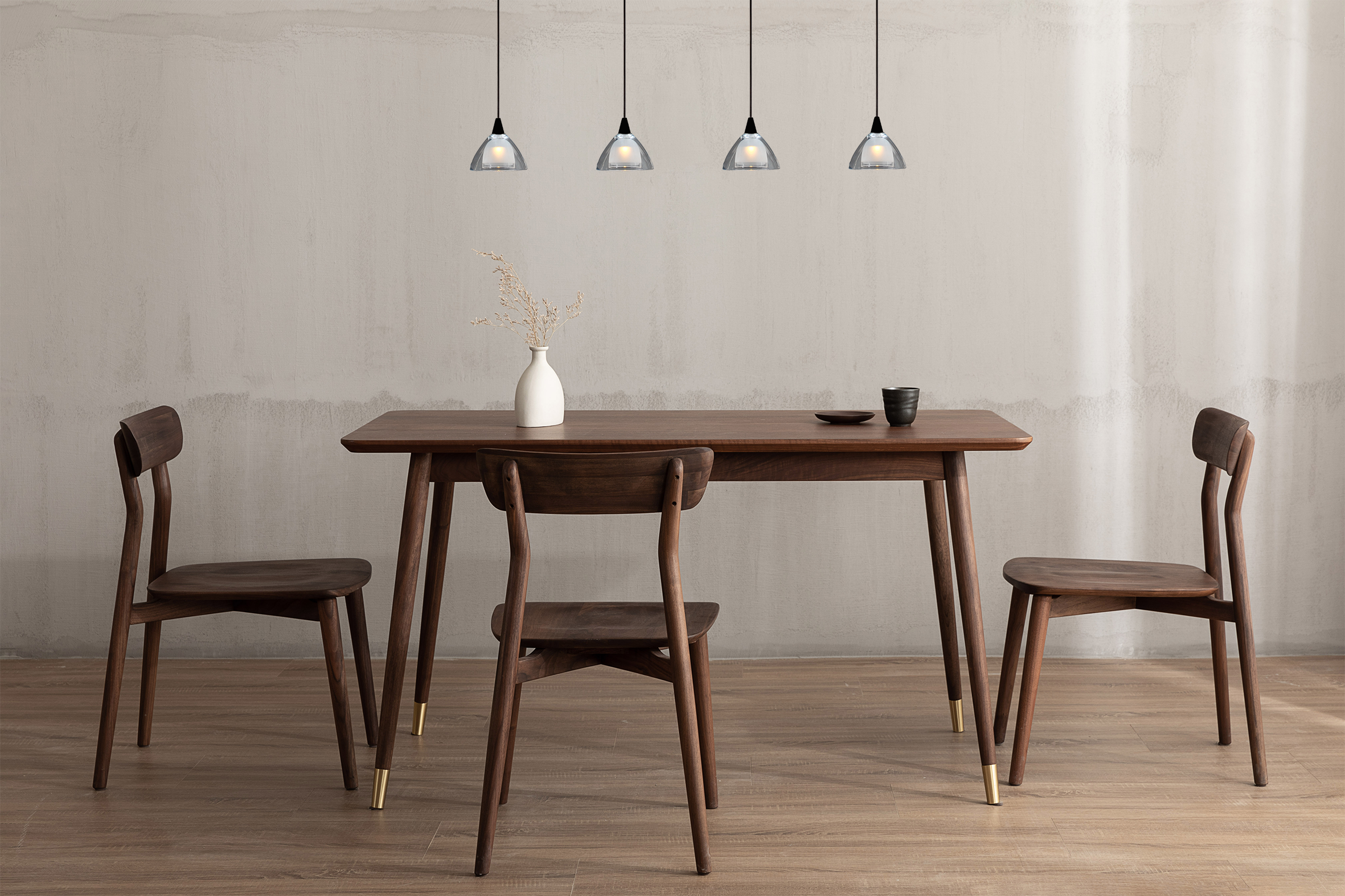 Caterina HL CATERINA 4-LIGHT BLACK , GLASS Ø12,5CM, BEAM BLACK 100X8CM